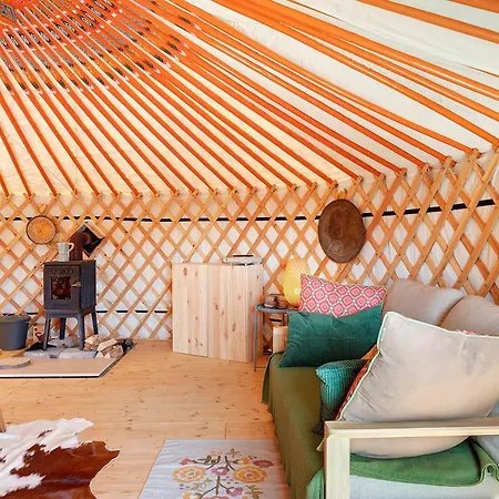 Jurte Falken Nest Camping