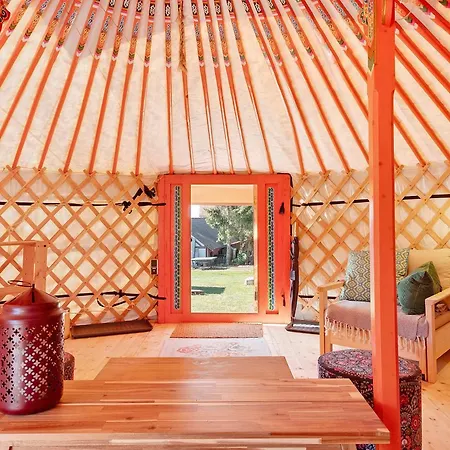 Camping Jurte Falken Nest *